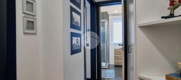 2 bedrooms Apartment in Milan, Italy No. 324775 16