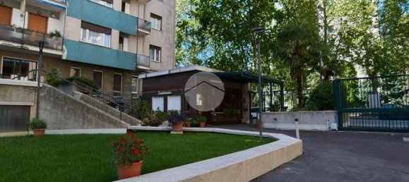 2 bedrooms Apartment in Milan, Italy No. 324775 33