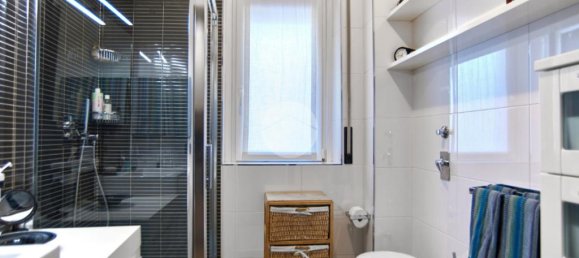 2 bedrooms Apartment in Milan, Italy No. 324775 17