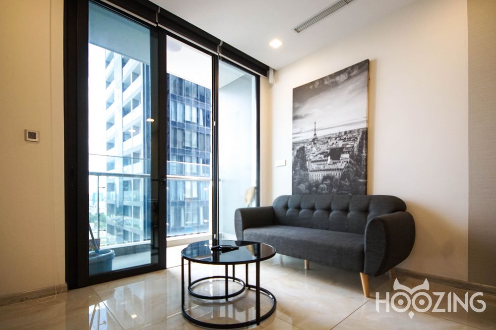 1 room Office in District 1, Vietnam No. 17564