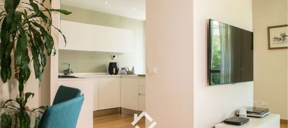 Apartamento de 3 dormitorios en Comerio, Italy No. 361252 5