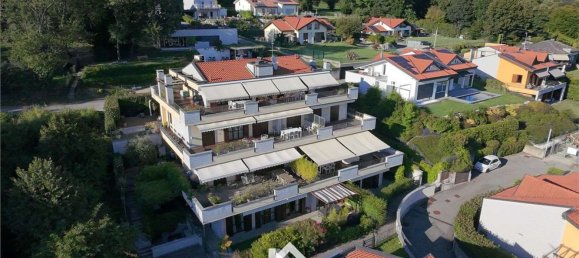 Apartamento de 3 dormitorios en Comerio, Italy No. 361252 47