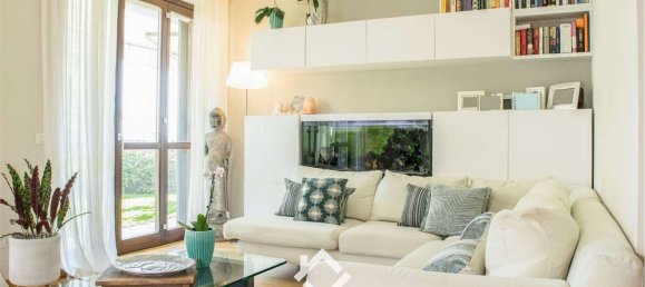 Apartamento de 3 dormitorios en Comerio, Italy No. 361252 13