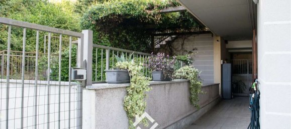 Apartamento de 3 dormitorios en Comerio, Italy No. 361252 39