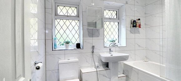 4 bedrooms Commercial property in Biggin Hill, United Kingdom No. 4778 16