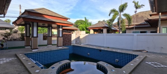 3 Schlafzimmer Villa in Pattaya, Thailand, Nr. 60166 2