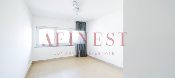 4 غرف نوم منزل في Cascais, Portugal رقم 241599 34