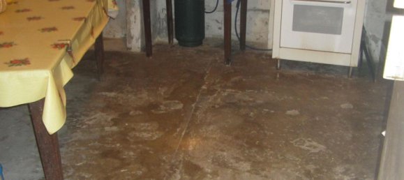 3 rooms House in Castel d'Aiano, Italy No. 139365 10