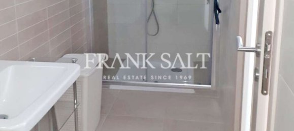 Penthouse T2 em Saint Paul's Bay, Malta N.º 8977 15