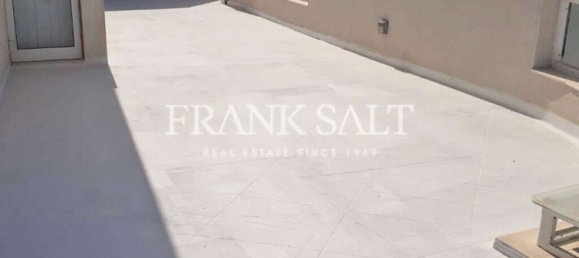 Penthouse T2 em Saint Paul's Bay, Malta N.º 8977 24