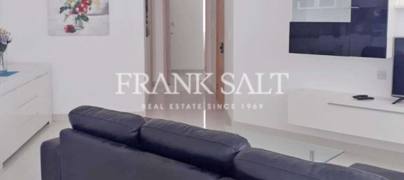 Penthouse T2 em Saint Paul's Bay, Malta N.º 8977 2