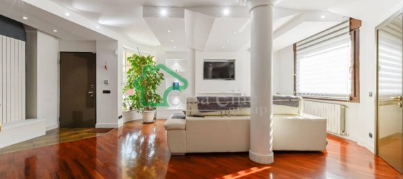 3 Schlafzimmer Villa in Cavenago d'Adda, Italy, Nr. 264779 5