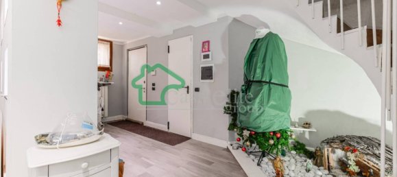 3 Schlafzimmer Villa in Cavenago d'Adda, Italy, Nr. 264779 9