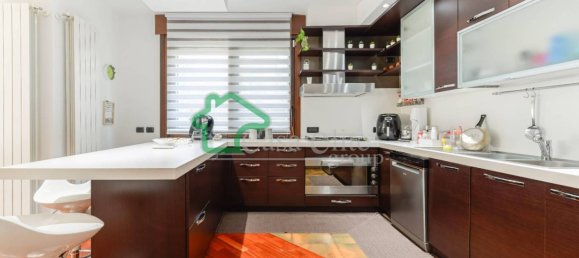 3 Schlafzimmer Villa in Cavenago d'Adda, Italy, Nr. 264779 14