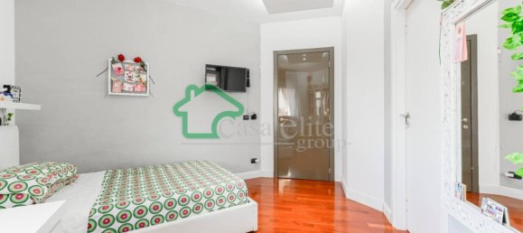 3 Schlafzimmer Villa in Cavenago d'Adda, Italy, Nr. 264779 28