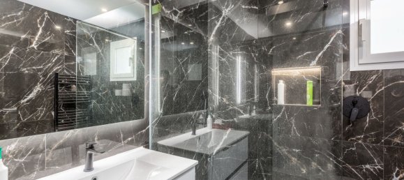 2 chambres Appartement à Marbella, Spain No. 135024 9