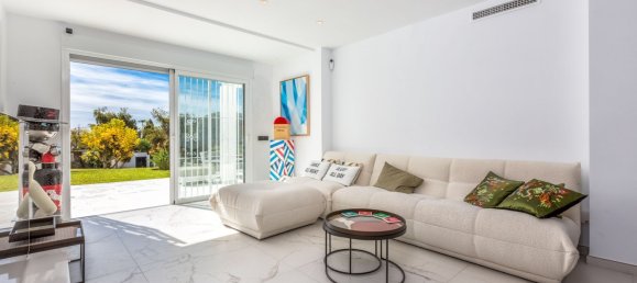 2 chambres Appartement à Marbella, Spain No. 135024 4