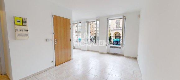 2 chambres Appartement à Les Lilas, France No. 176348 2