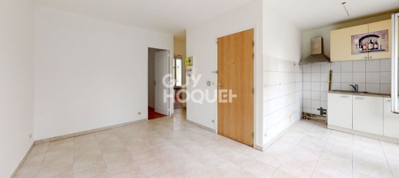 2 chambres Appartement à Les Lilas, France No. 176348 3