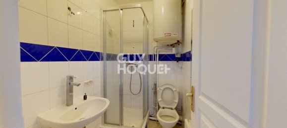 2 chambres Appartement à Les Lilas, France No. 176348 6