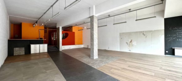 1-Zimmer Gewerbliche Immobilie in Albino, Italy, Nr. 62759 3