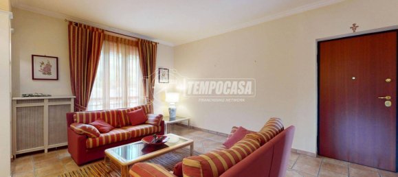 2 Schlafzimmer Wohnung in Bra, Italy, Nr. 339124 3