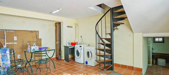 5 bedrooms Villa in Tay Ho, Vietnam No. 603 10