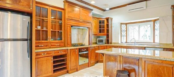 5 bedrooms Villa in Tay Ho, Vietnam No. 603 7