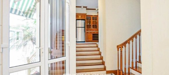 5 bedrooms Villa in Tay Ho, Vietnam No. 603 6