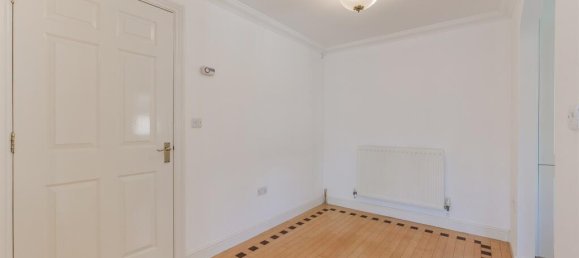 2 bedrooms Apartment in Epsom, United Kingdom No. 9701 21
