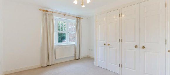 2 bedrooms Apartment in Epsom, United Kingdom No. 9701 18