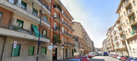 2غرفة شقة في Turin, Italy رقم 12236 5