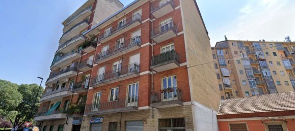 2غرفة شقة في Turin, Italy رقم 12236 2