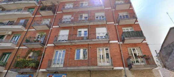 2غرفة شقة في Turin, Italy رقم 12236 3