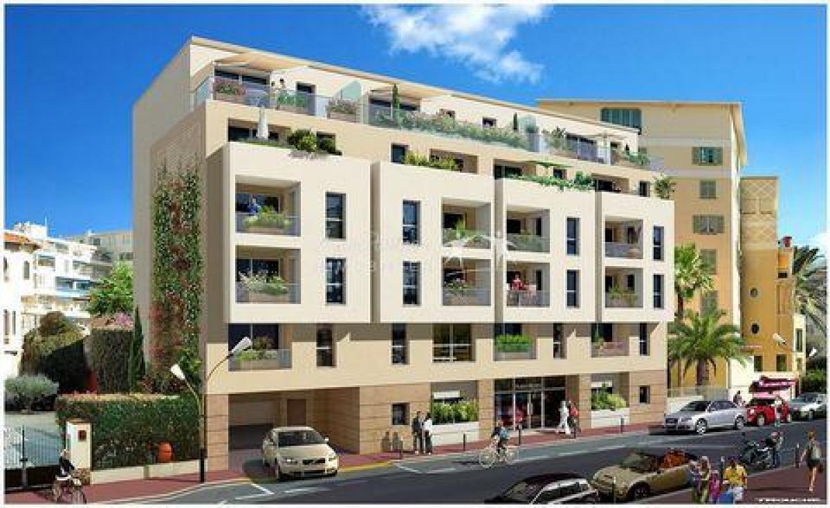 Studio in the Condo in Antibes, France No. 24185