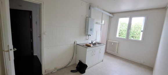 Квартира с 6 комнатами в Безан, Франция № 64924 11