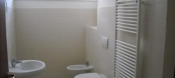 6 rooms Villa in Pisa, Italy No. 228675 5