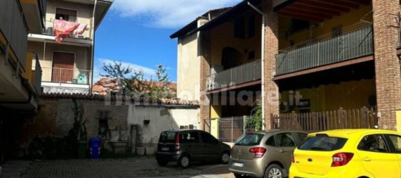 1 bedroom Apartment in Vittuone, Italy No. 165421 3