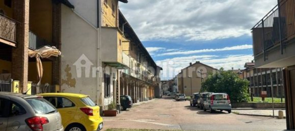 1 bedroom Apartment in Vittuone, Italy No. 165421 19