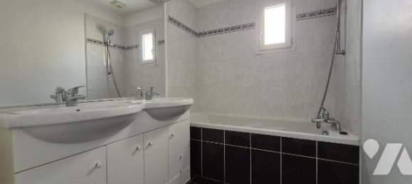 4 bedrooms House in Questembert, France No. 343198 9