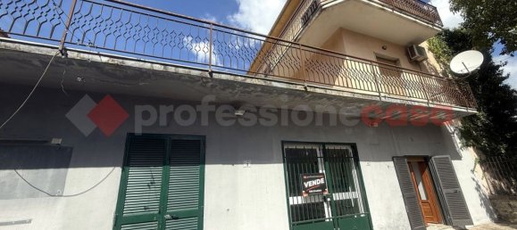 6 bedrooms House in Cervinara, Italy No. 336067 2