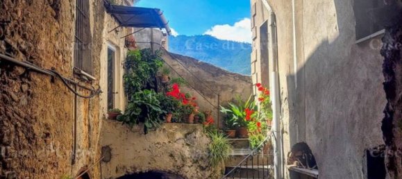 4 Schlafzimmer Wohnung in Albenga, Italy, Nr. 82118 7