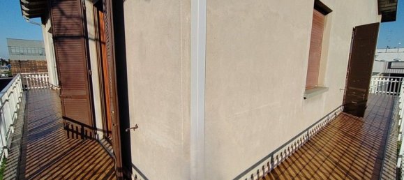 13 rooms House in Campegine, Italy No. 10490 22