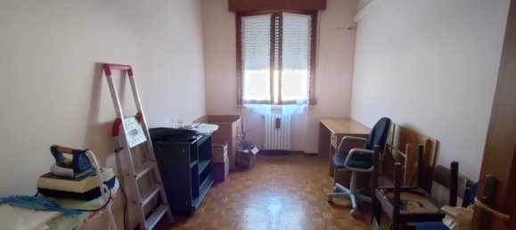 13 rooms House in Campegine, Italy No. 10490 28