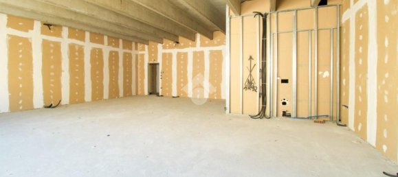  مكتب في Cazzago San Martino, Italy 150متر مربع رقم 209377 6