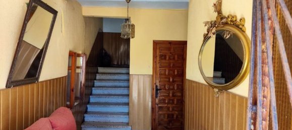 5 bedrooms House in Palencia, Spain No. 115931 5