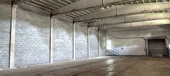 600m² Warehouse in Finale Ligure, Italy No. 251638 3