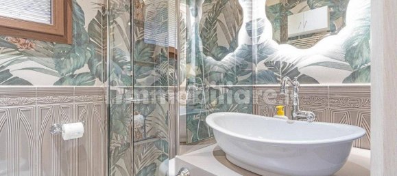 3 bedrooms Penthouse in Reggio Emilia, Italy No. 17084 24