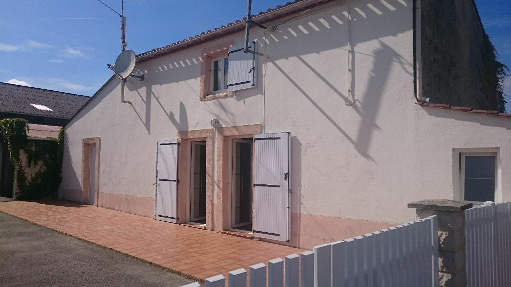 2 غرف نوم منزل في La Roche-sur-Yon, France رقم 283645
