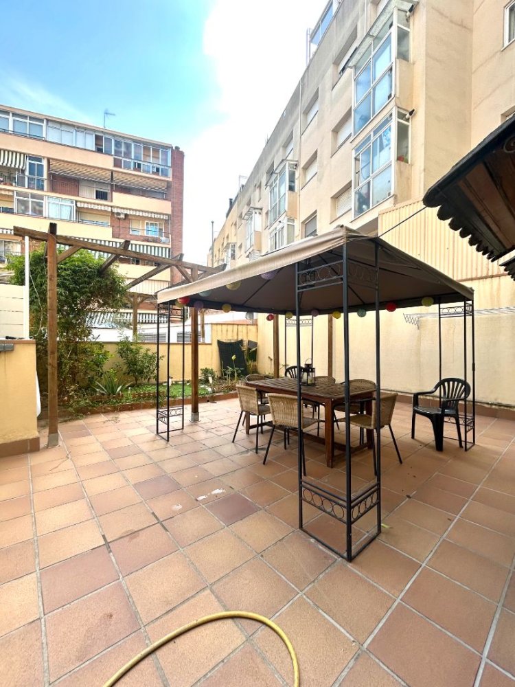 Apartamento de 3 dormitorios en Terrassa, Spain No. 167582